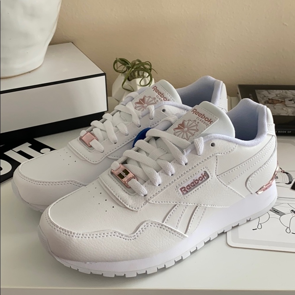 NWT Reebok leather classic white/rose gold - Picture 2 of 8